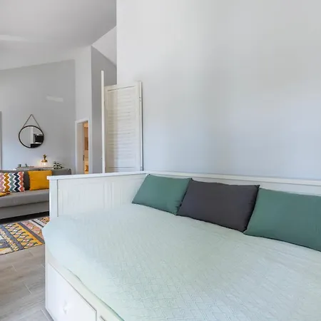 Apartment Belem Unique 1bdr House By Lovelystay *