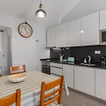 Apartment Belem Unique 1bdr House By Lovelystay *