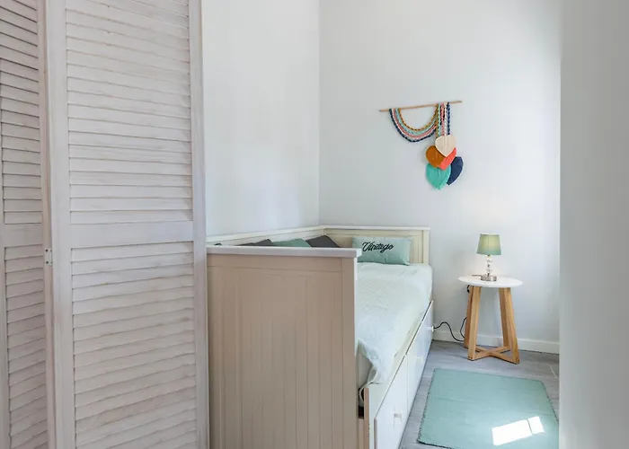 Belem Unique 1bdr House By Lovelystay
